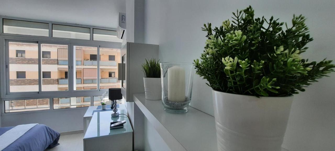 Estudio Torremolinos Centro By Ava Apartments Wifi Y Smart Tv Kültér fotó